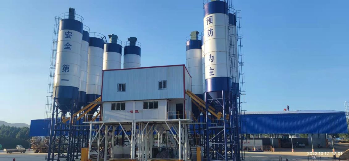   六盘水HZS-90混凝土搅拌站的核心结构由六大功能模块组成